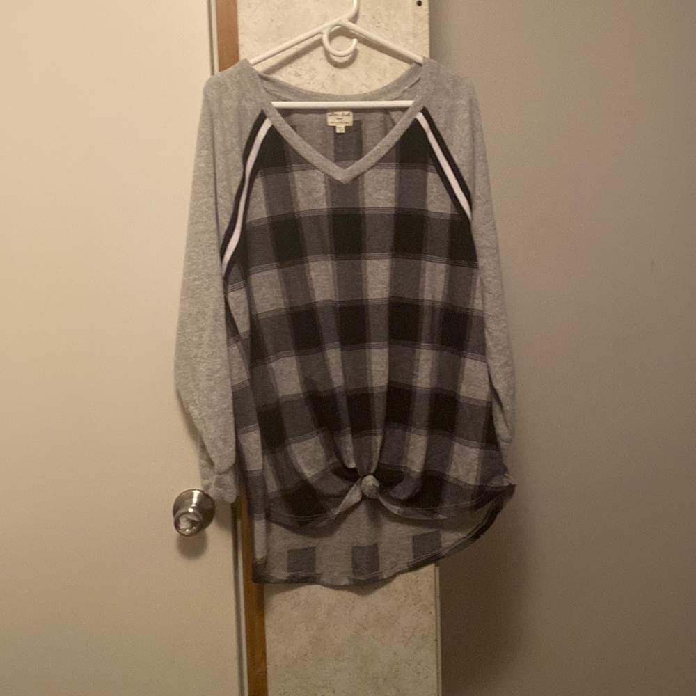 Long sleeve plaid shirt